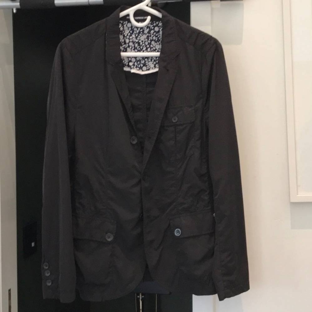 Sawyers + Hendricks London
Black / Versatile Sport Coat w/ Stylish Accents